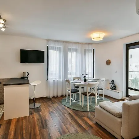 Flat 1 Apartman Várna