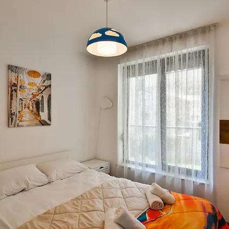 דירה Flat 1 וארנה